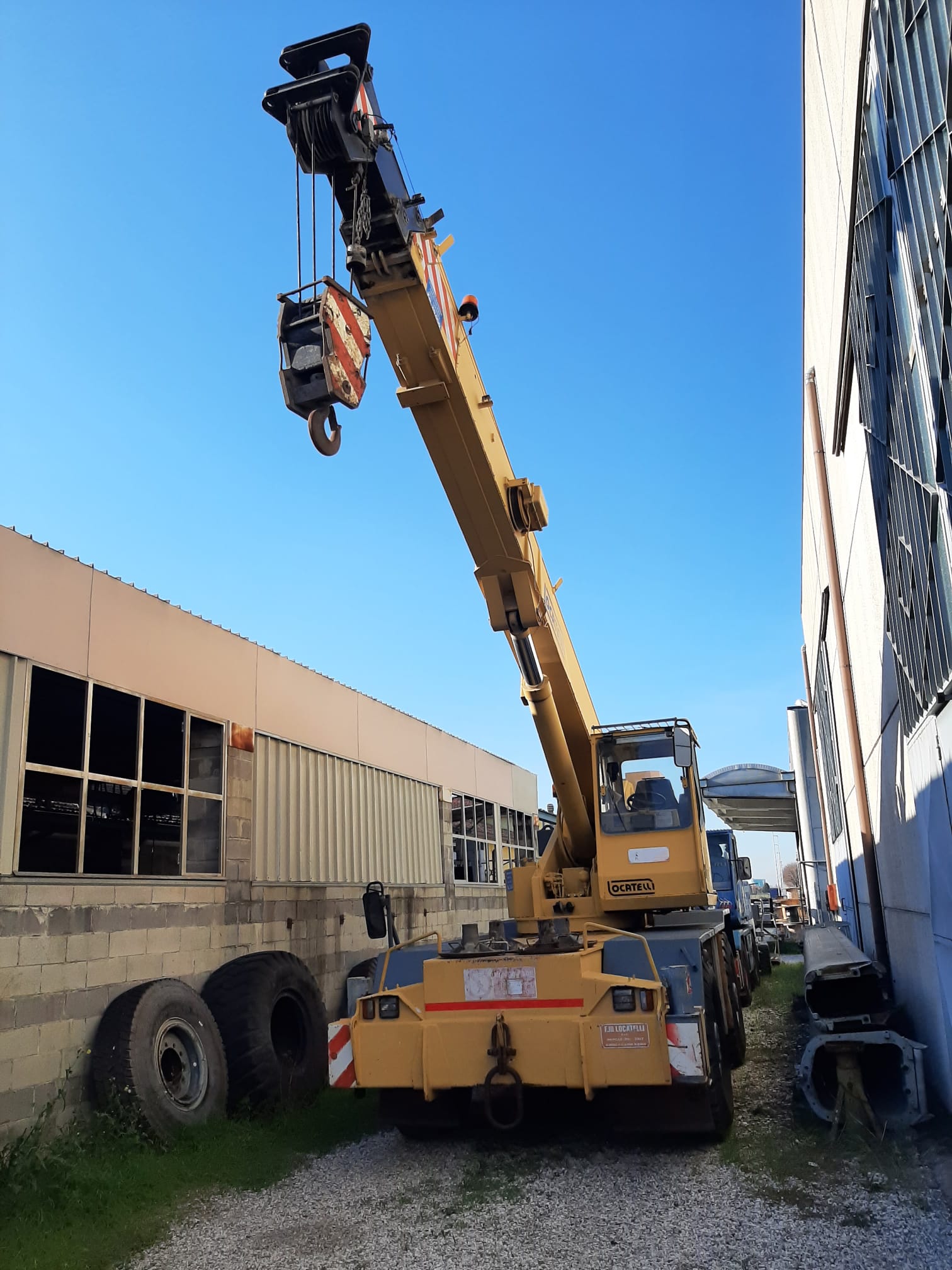 Avtodvigalo Locatelli 20 ton